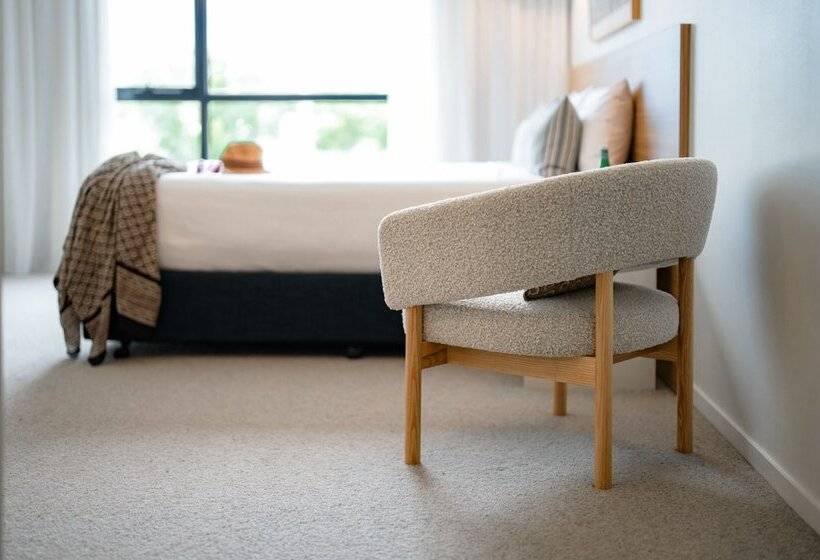 آپارتمان خانوادگی 2 خوابه, Oaks Vue Suites Geelong