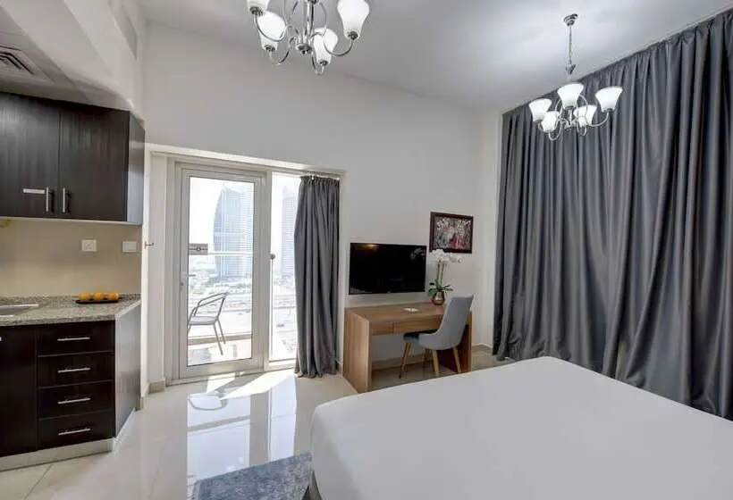 استودیوی لوکس, Royal Regency Suites Marina