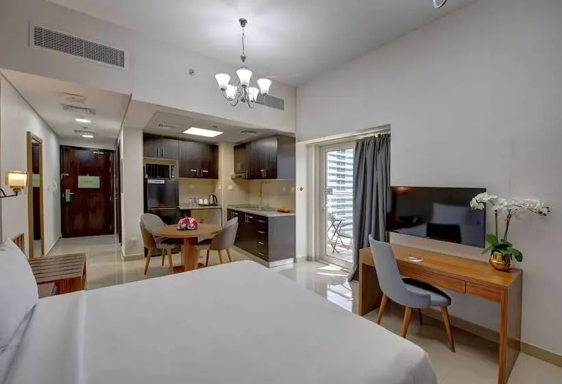 استودیوی لوکس, Royal Regency Suites Marina
