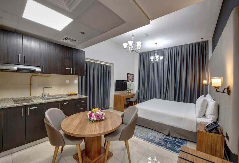 استودیوی لوکس, Royal Regency Suites Marina