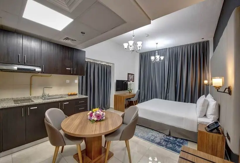 استودیوی لوکس, Royal Regency Suites Marina