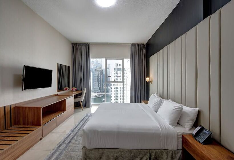 استودیوی پریمیوم, Royal Regency Suites Marina