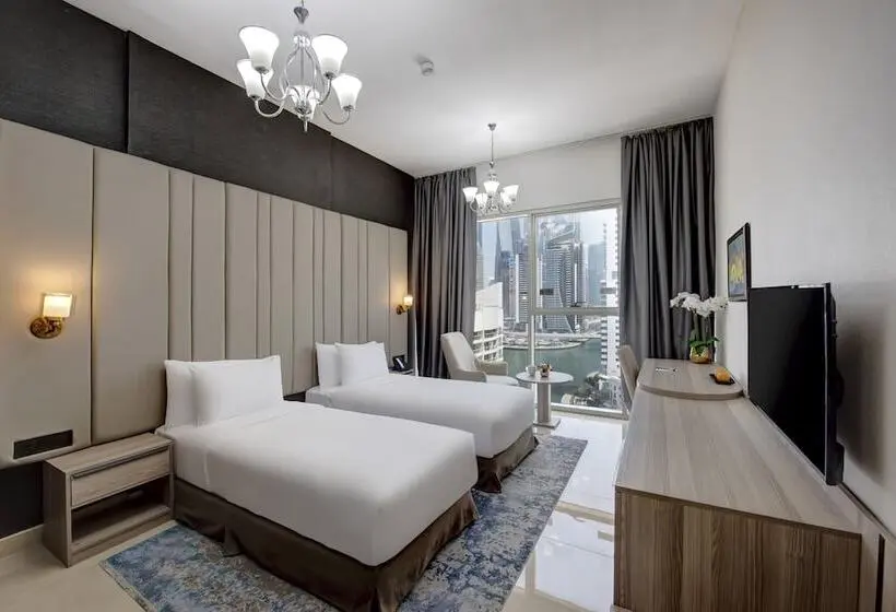 استودیوی پریمیوم, Royal Regency Suites Marina