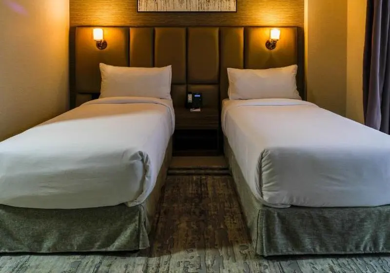 استودیوی استاندارد, Royal Regency Suites Marina