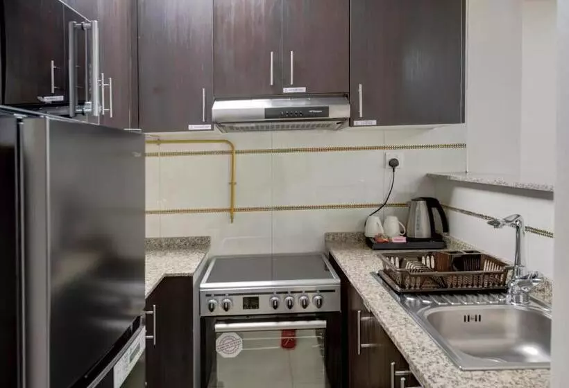 آپارتمان پرمیوم 1 خوابه با چشم‌انداز, Royal Regency Suites Marina