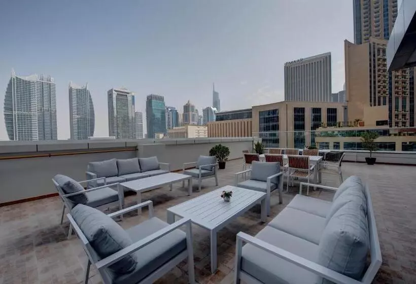 آپارتمان 1 خوابه با تراس, Royal Regency Suites Marina
