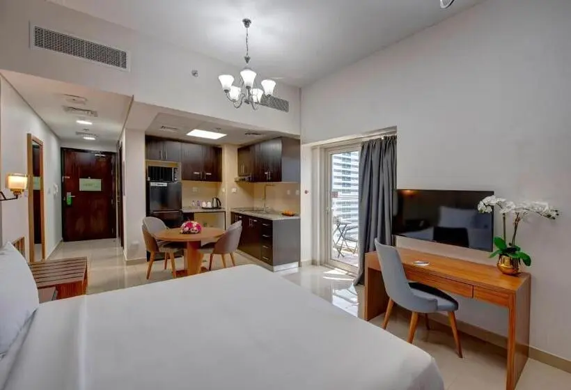 استودیوی لوکس, Royal Regency Suites Marina