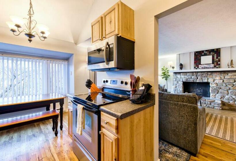 דירת שלושה חדרים, Briarcliff A 03