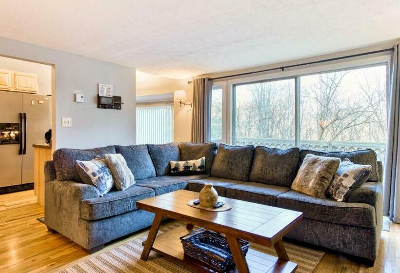 דירת שלושה חדרים, Briarcliff A 03