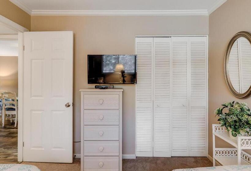 דירת שני חדרים, Fiddlers Cove 22j