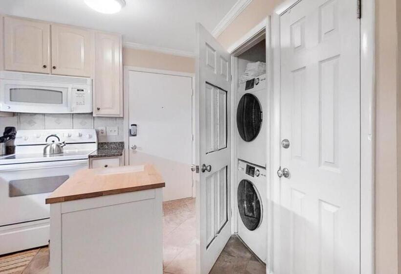 2ベッドルームアパートメント, Fiddlers Cove 22j