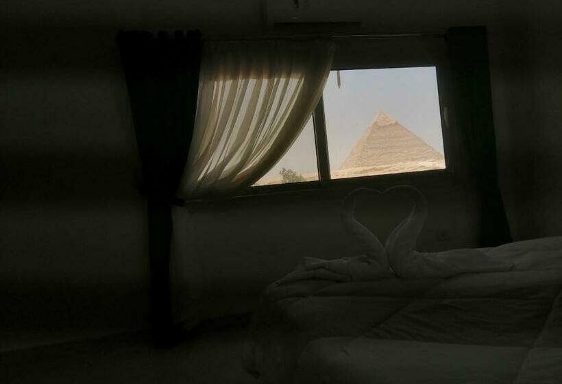 اتاق استاندارد یک نفره, Anubis Kingdom Pyramids View