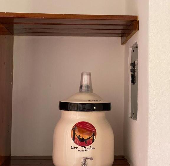 اتاق استاندارد, Utz Tzaba