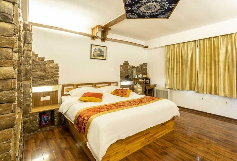 Номер Стандарт Вид на Горы, Destination Youth Hostel