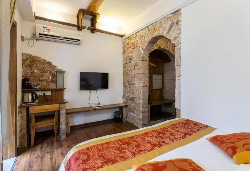 バルコニー付きスタンダードルーム, Destination Youth Hostel