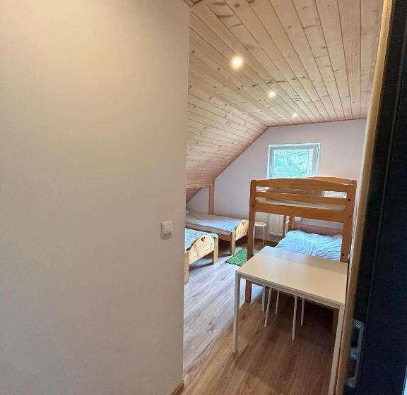 חדר סטנדרט לארבעה, Pokoje Nad Przełomem Dunajca   Wietrznice   Rivent Sport