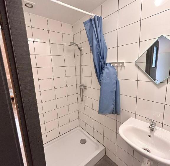 חדר סטנדרט לארבעה, Pokoje Nad Przełomem Dunajca   Wietrznice   Rivent Sport