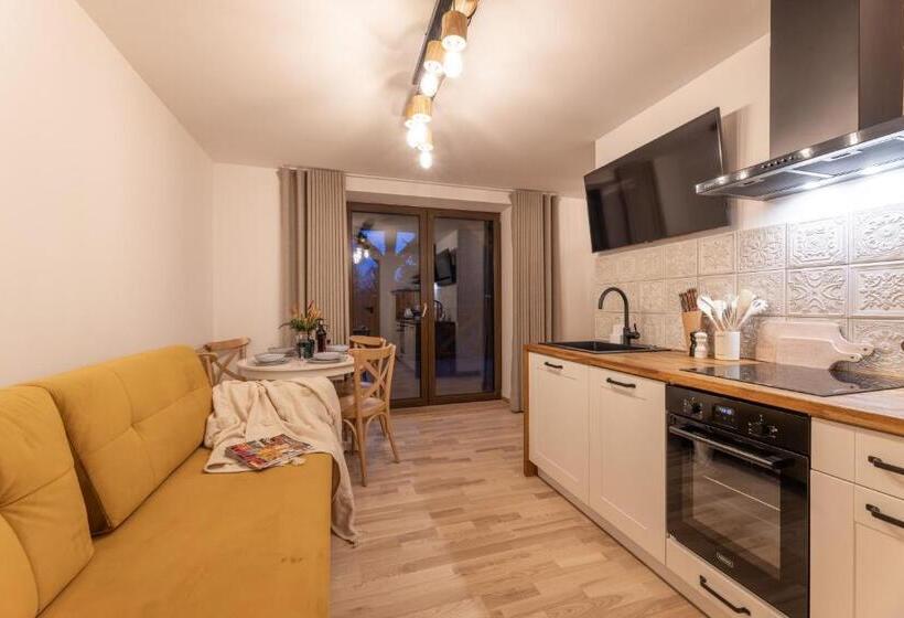 Апартаменты 1 Спальня Вид на Сад, Anielski Zakątek Solina