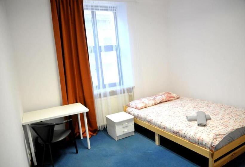 اتاق عادی, Erasmus Rooms Genius