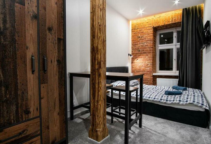 اتاق استاندارد با سرویس بهداشتی مشترک, Dream Aparts  Piotrkowska 56