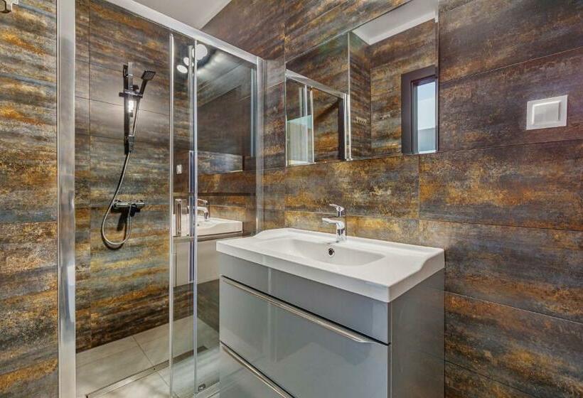 اتاق لوکس سه تخته, D.w.sunset