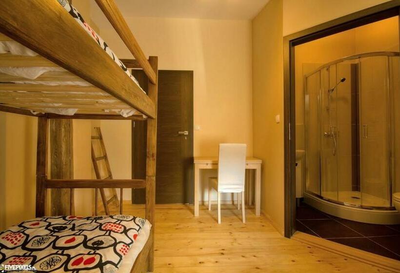 4인용 스탠다드 룸, Czarkowice Młyn