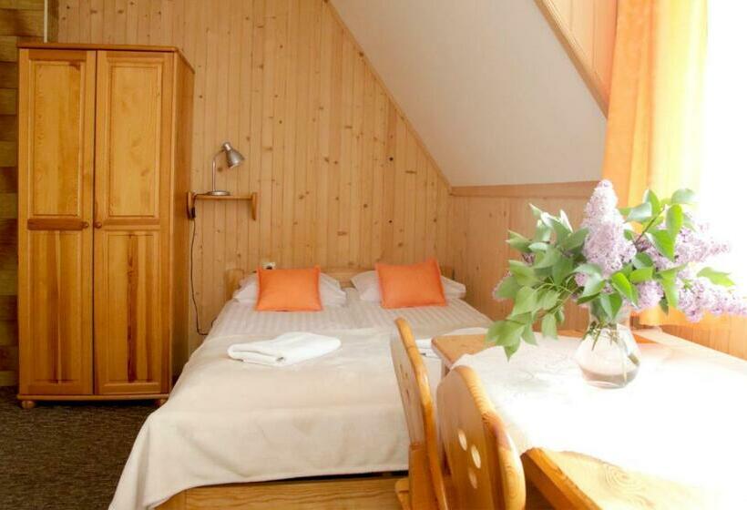 Номер Стандарт Трехместный, Pokoje Gościnne Staszelówka