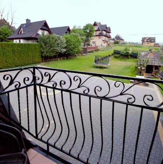 Семейный Номер, Pokoje Gościnne Staszelówka