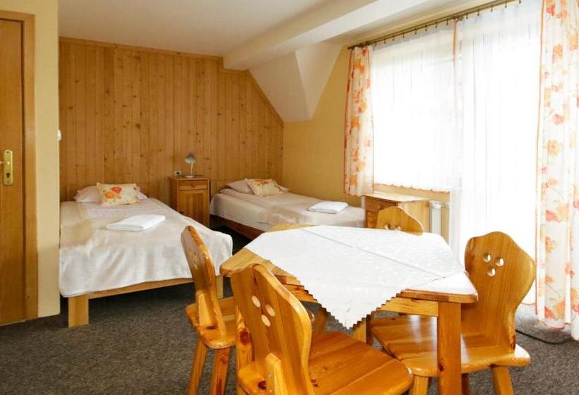 Семейный Номер, Pokoje Gościnne Staszelówka