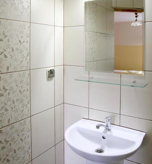 Трехместный Номер Стандарт с Балконом, Pokoje Gościnne Staszelówka