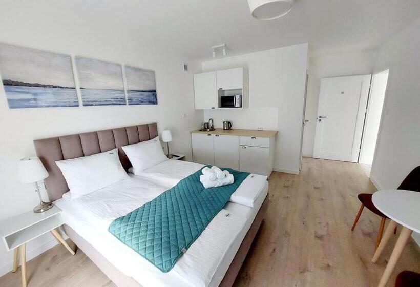 Quarto Deluxe com Sacada, Willa Aniela