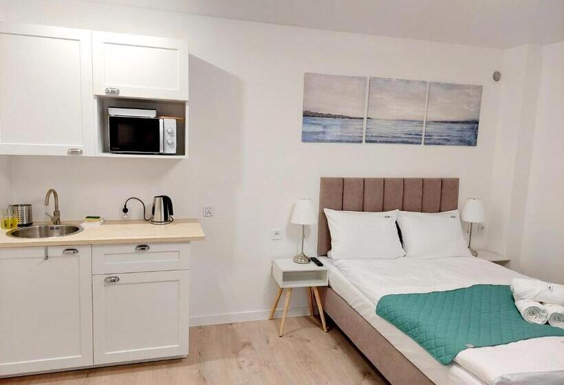 デラックスルーム, Willa Aniela