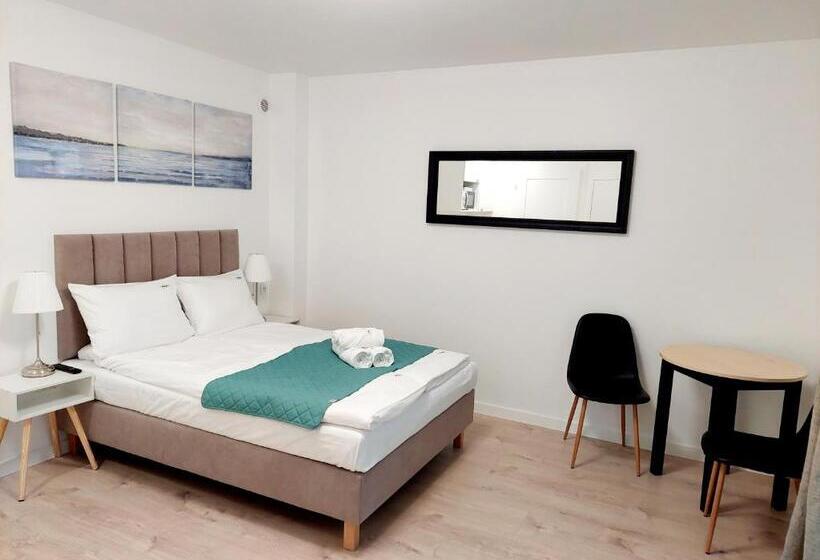 デラックスルーム, Willa Aniela