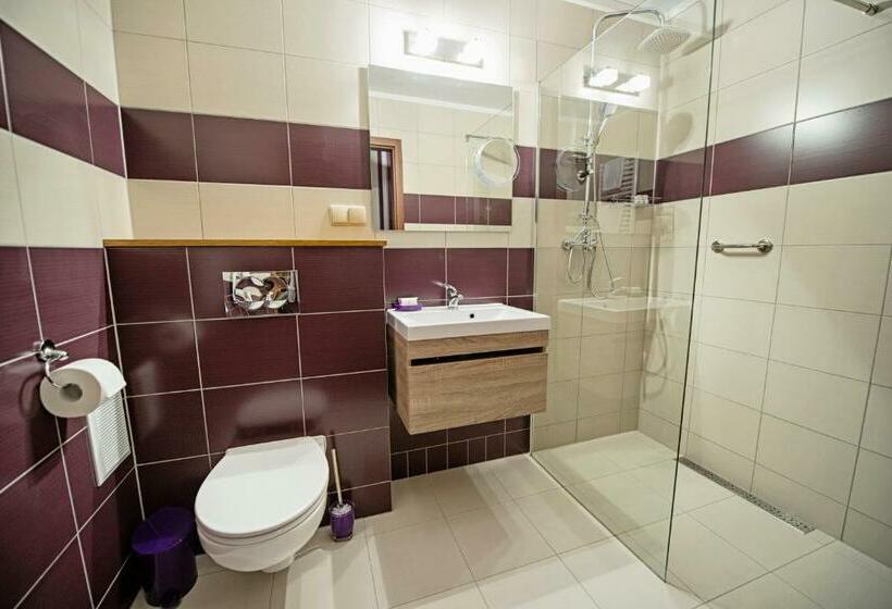 اتاق سوپریور, żabi Dwór   Hotel   Restauracja   Spa