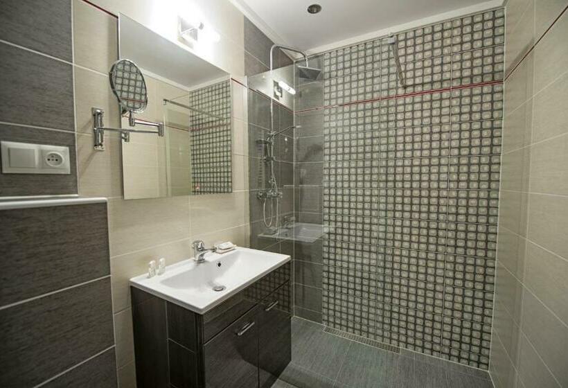 Номер Superior, żabi Dwór   Hotel   Restauracja   Spa