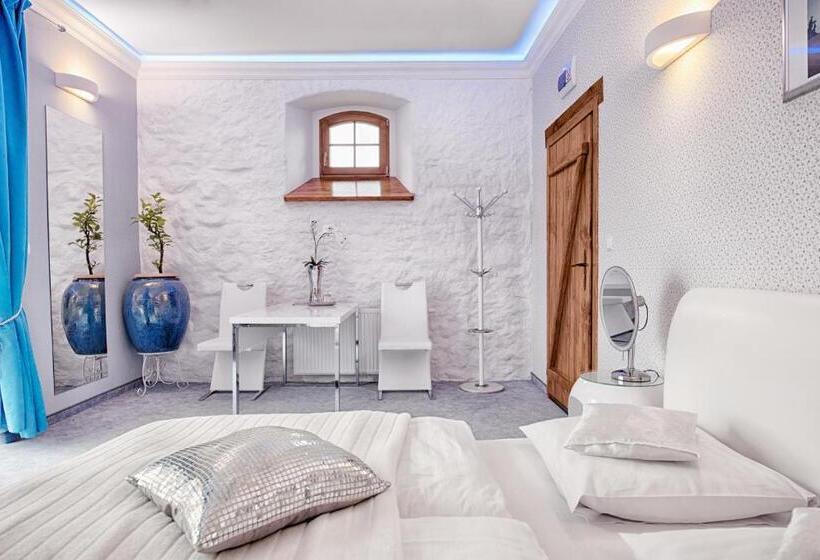 اتاق سوپریور, żabi Dwór   Hotel   Restauracja   Spa