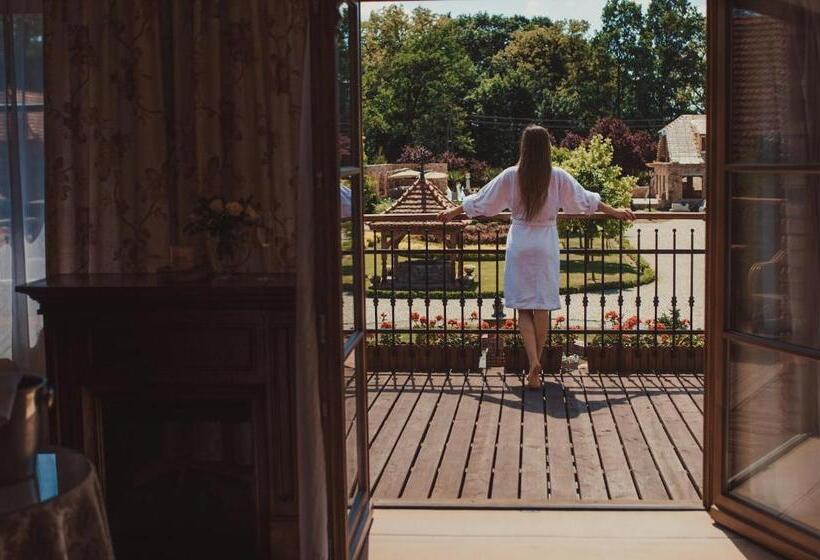 اتاق لوکس با بالکن, żabi Dwór   Hotel   Restauracja   Spa