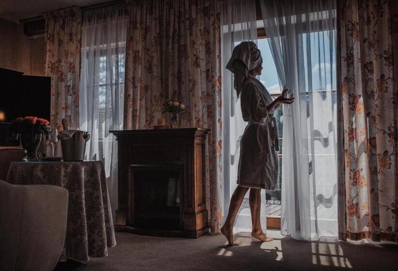 اتاق لوکس با بالکن, żabi Dwór   Hotel   Restauracja   Spa