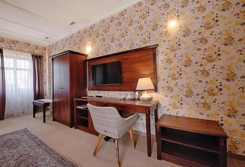اتاق لوکس, żabi Dwór   Hotel   Restauracja   Spa