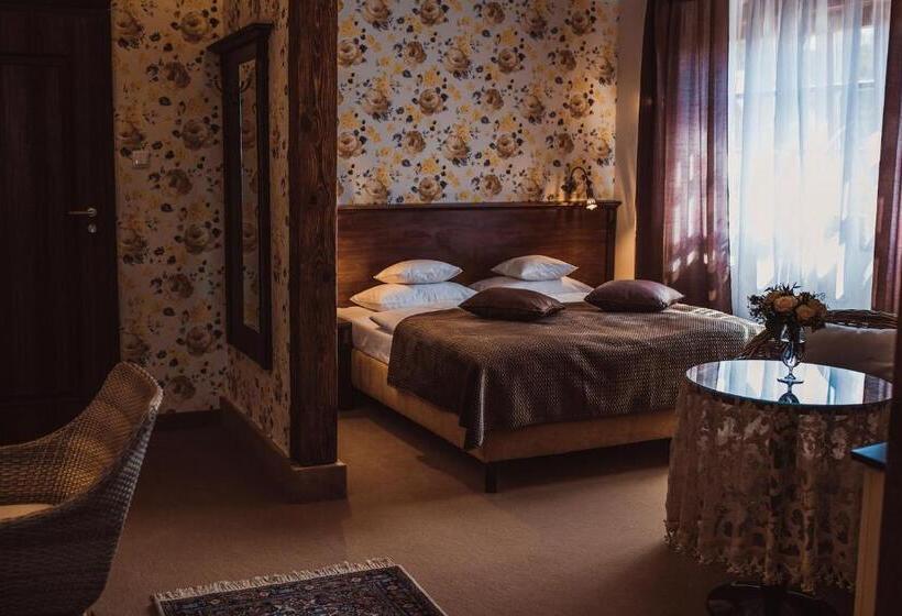 Номер Deluxe, żabi Dwór   Hotel   Restauracja   Spa