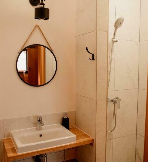 标准三人间, Kacze Bagno   Miejsce Inicjatyw Pozytywnych