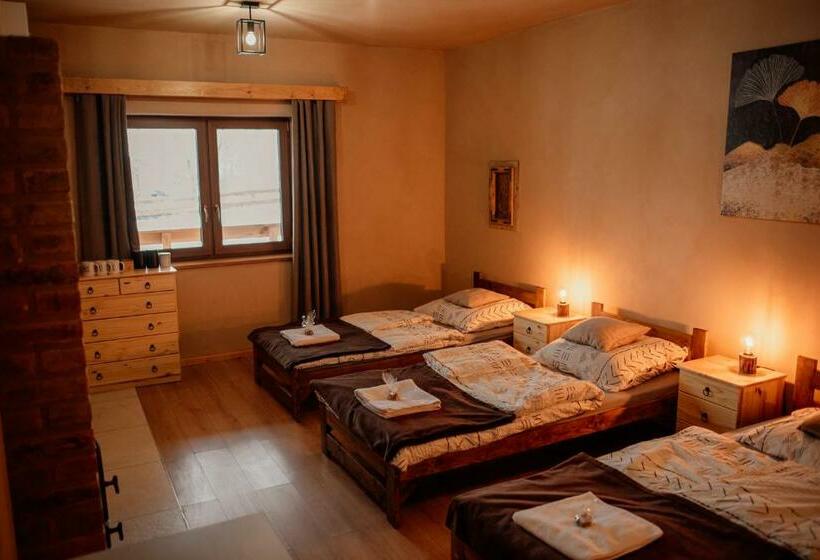 חדר סטנדרט לשלושה, Kacze Bagno   Miejsce Inicjatyw Pozytywnych