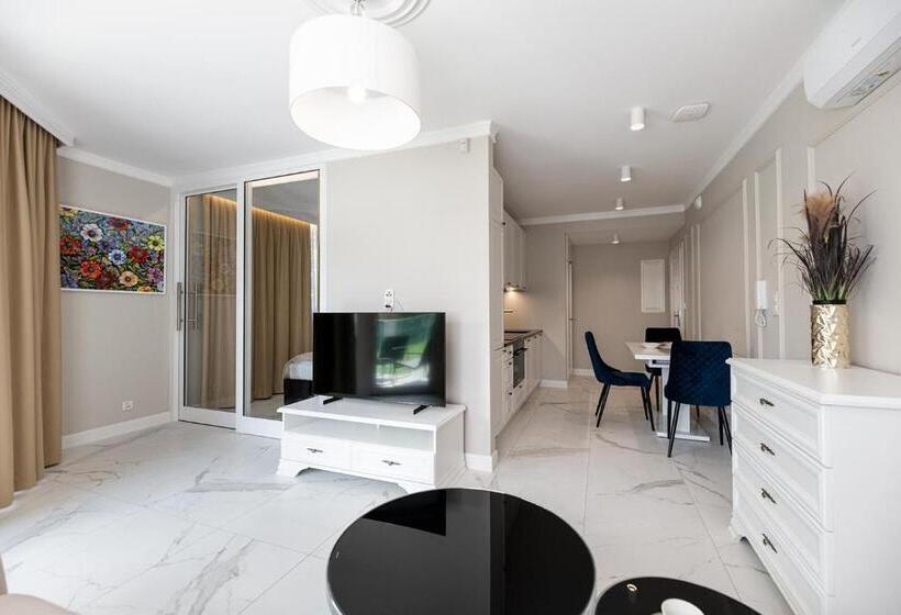 آپارتمان 1 خوابه با چشم‌انداز باغ, Apartamenty Prestige Mielno Uniescie