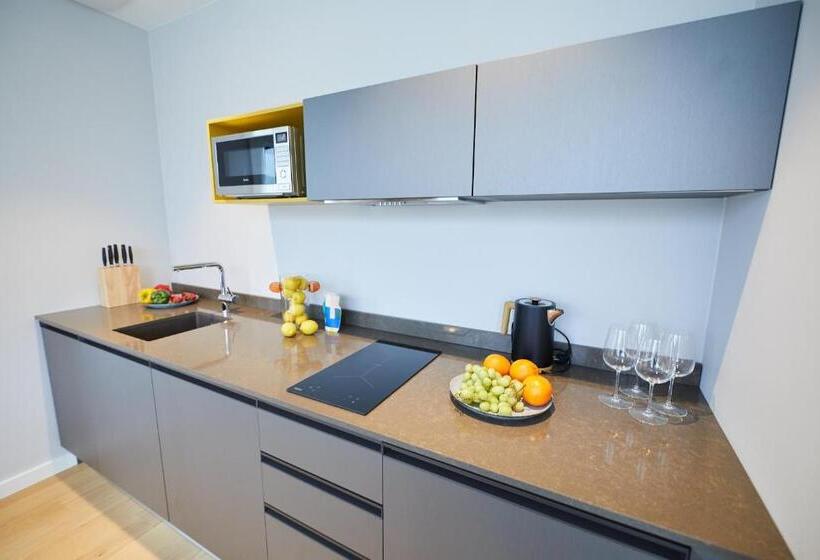 آپارتمان 2 خوابه, Aparthotel Park   By The Sea