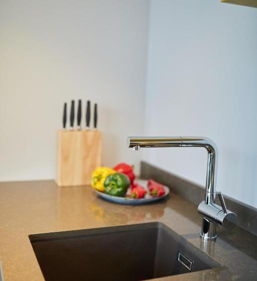 آپارتمان 2 خوابه, Aparthotel Park   By The Sea