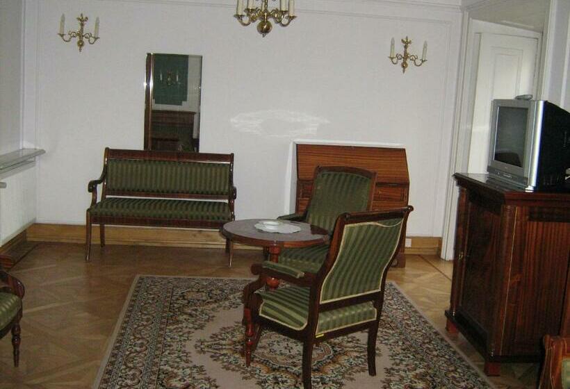 Номер Стандарт, Butikowy Pałac Jabłonna
