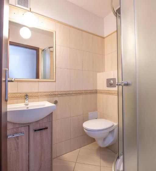 Апартаменты 3 Спальни, Dworek Galosa