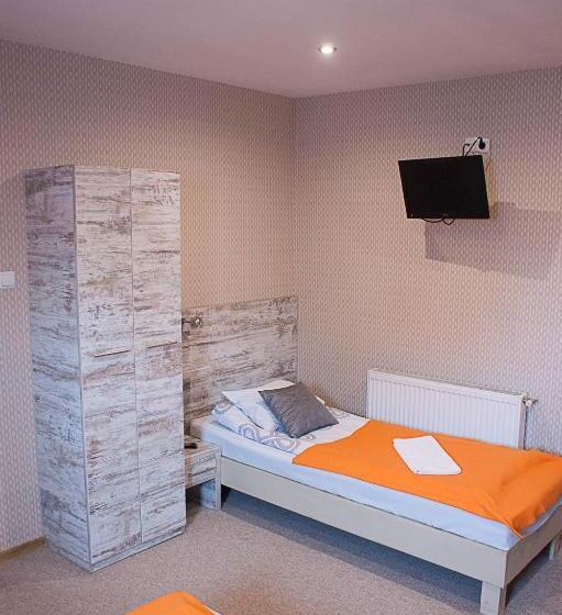 スタンダードトリプルルーム, Jaś I Małgosia