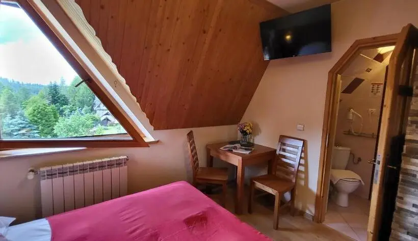Standard-huone, Jedla Miejsce Gościnne