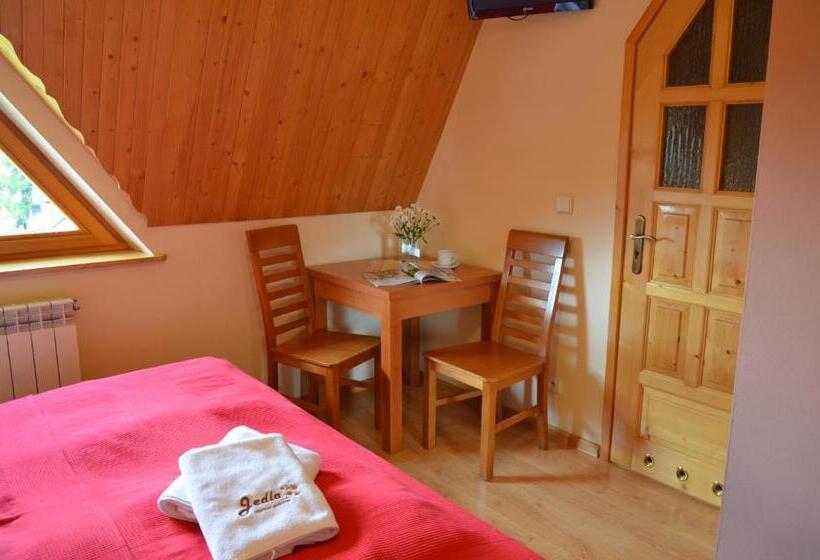 غرفة قياسية, Jedla Miejsce Gościnne